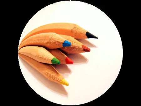 l&aacute;pices de colores sencillos
