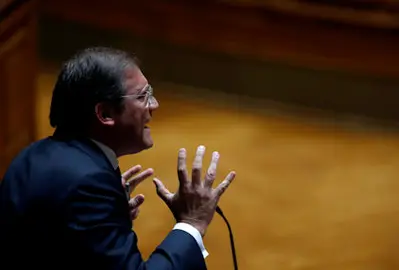 Social Democratic Party (PSD) leader Pedro Passos Coelho speaks during a biweekly debate at the parliament in Lisbon, Portugal September 22, 2016.   REUTERS/Rafael Marchante